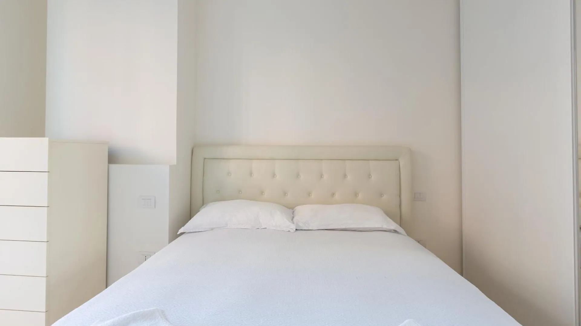 Bullona Elegant Apartment Milano Italien