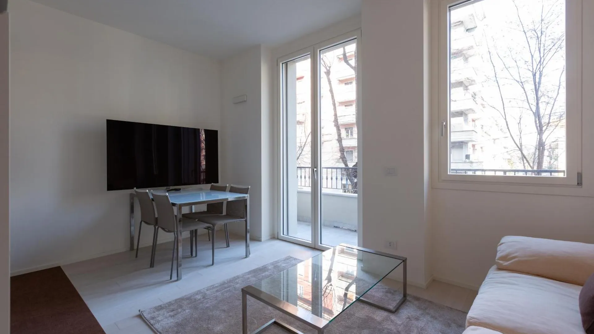 Bullona Elegant Apartment Milano 0*,